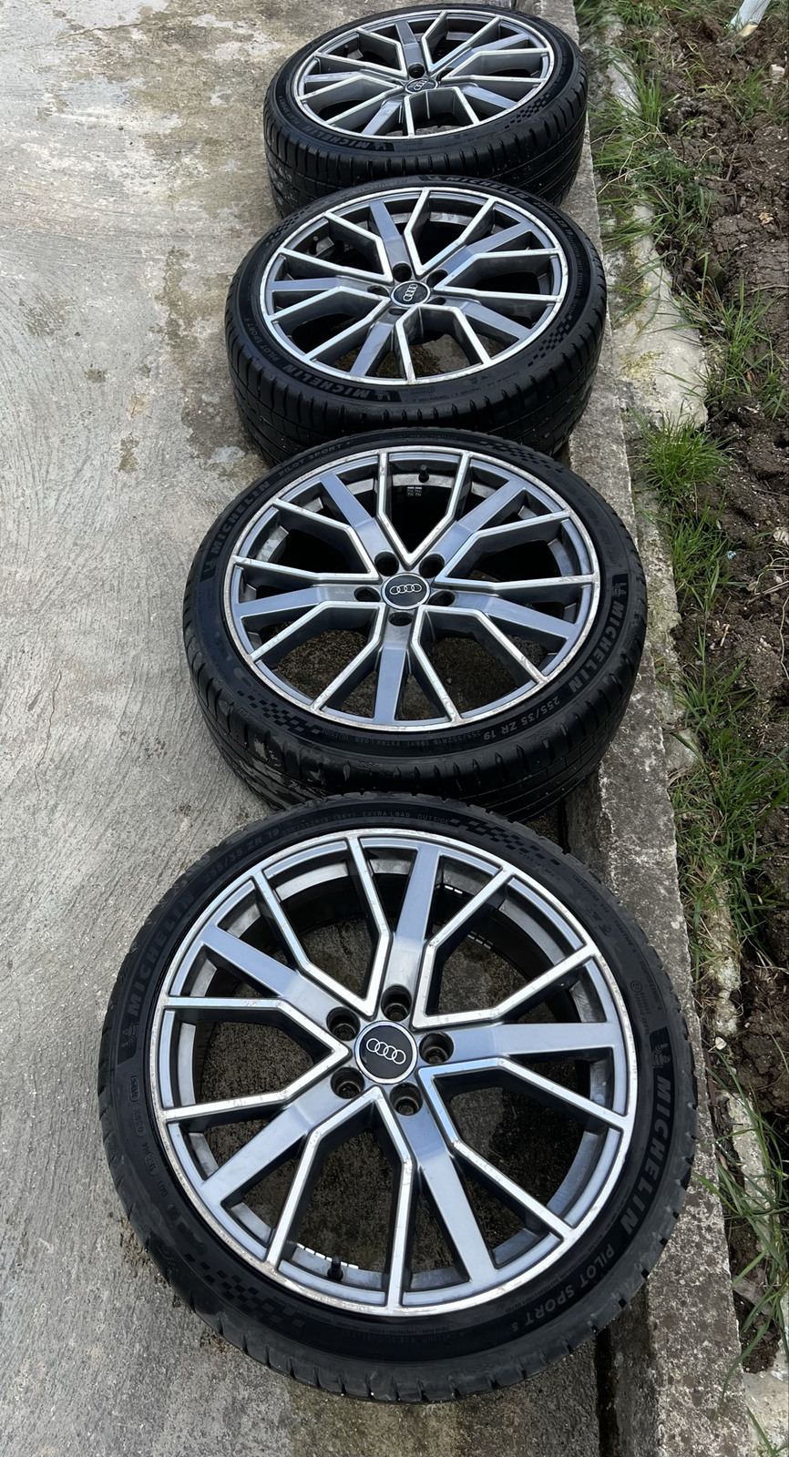 Shiten disqe R19 VW AUDI + goma Michelin pilot sport 5 te reja - 2
