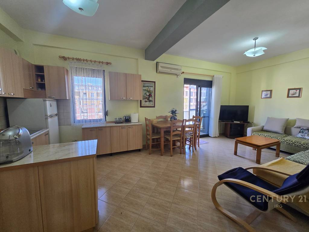Shitet Apartament 1+1 ne Golem! - 3
