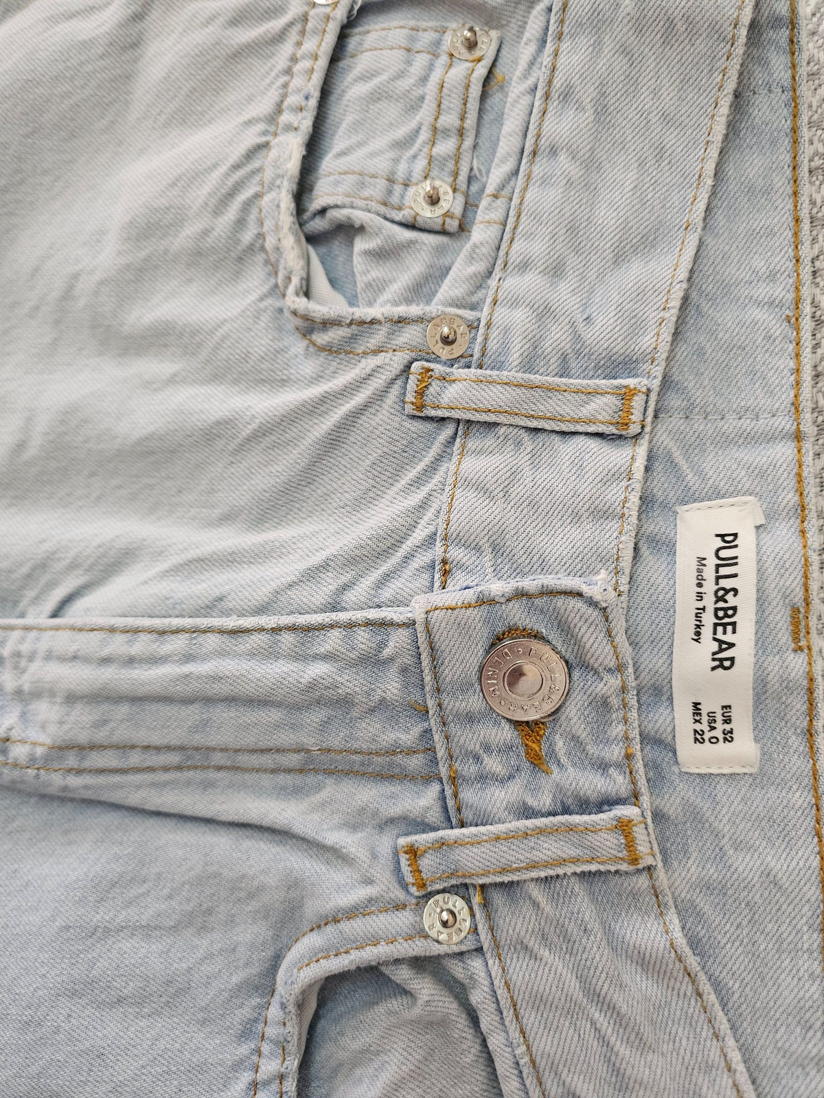 Xhinse Pull&Bear – EUR 32 - 4