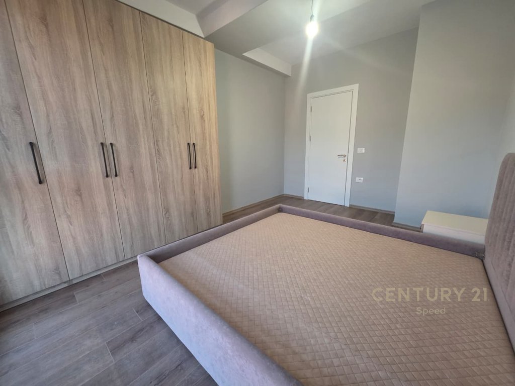 APARTAMENT 2+1 ME QIRA – SHKOLLA E BASHKUAR