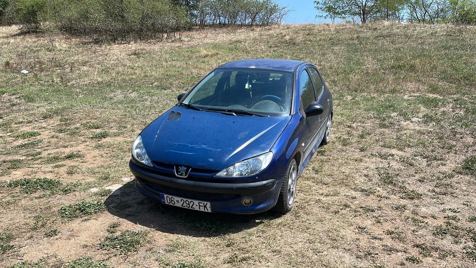 Shitet urgjent 1000€ pezho 206 - 1
