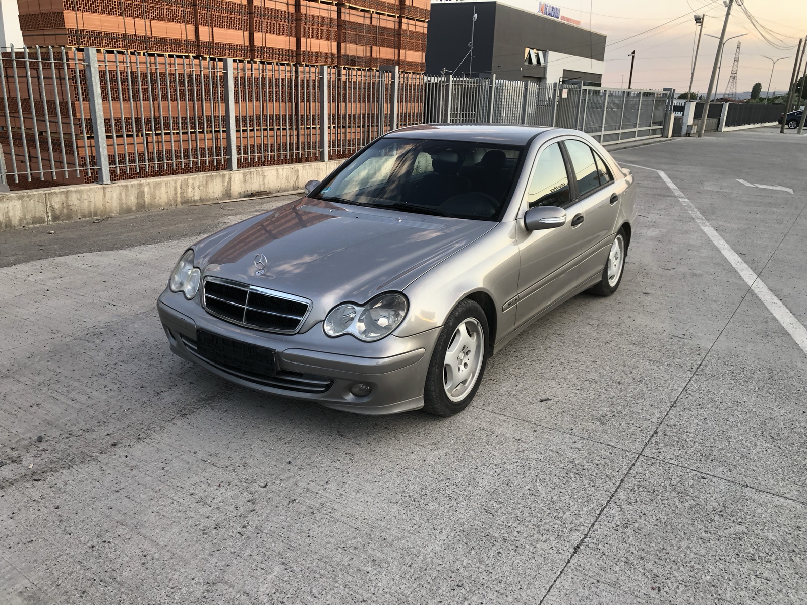 Mercedes benz 🇦🇱C klas 2005🇦🇱220 nafte🇦🇱Automat🇦🇱220km - 2