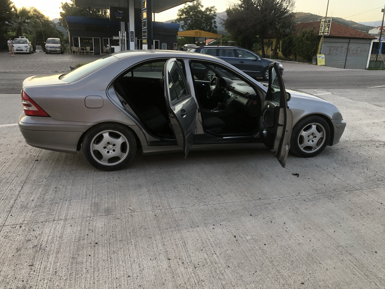 Mercedes benz 🇦🇱C klas 2005🇦🇱220 nafte🇦🇱Automat🇦🇱220km - 5