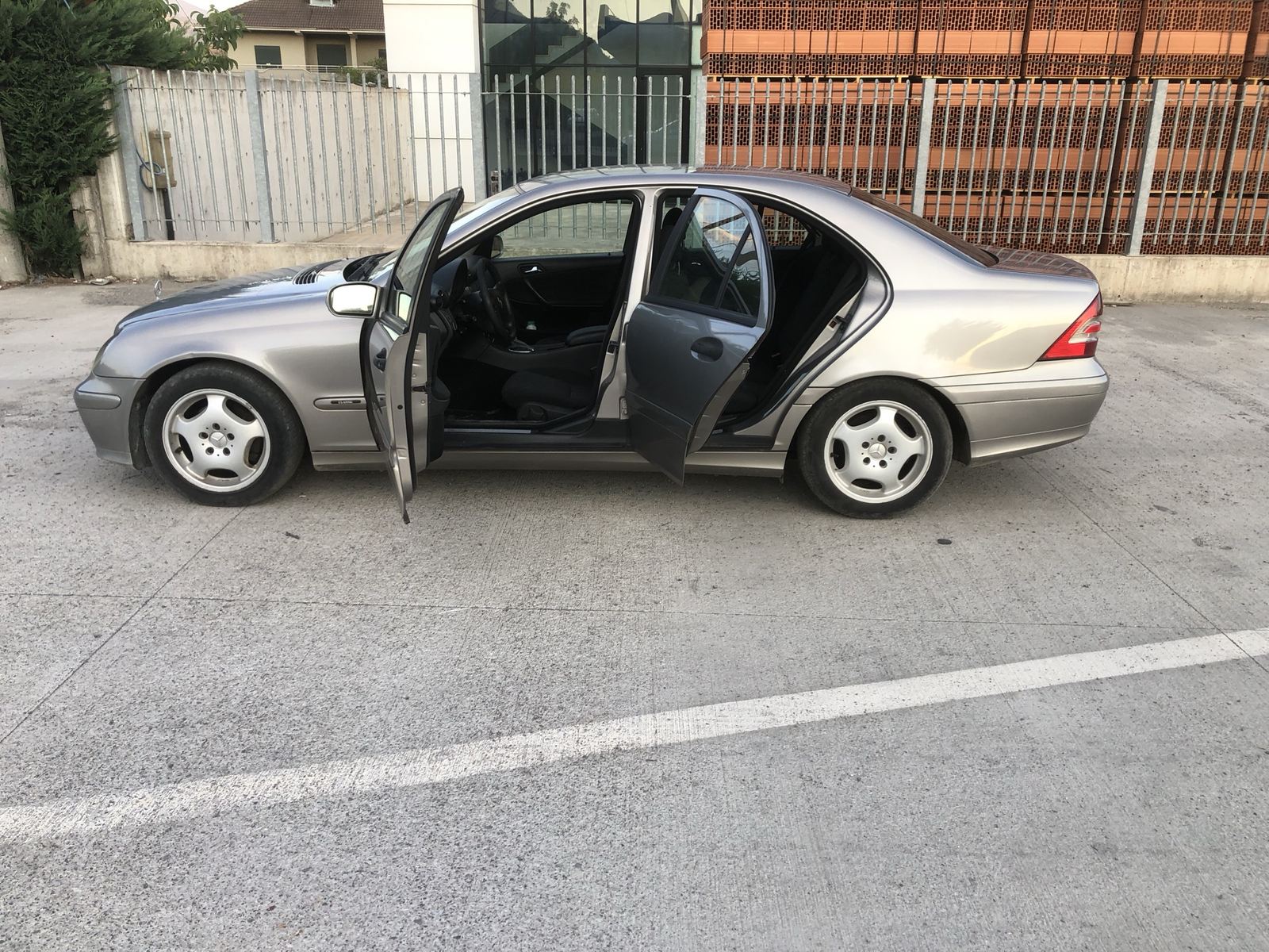 Mercedes benz 🇦🇱C klas 2005🇦🇱220 nafte🇦🇱Automat🇦🇱220km - 8