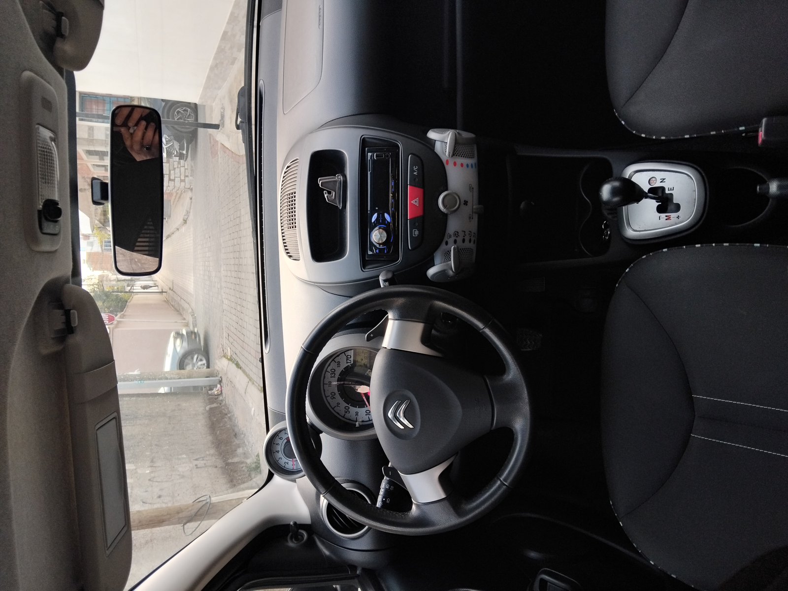 Citroen c1, automatik, viti 2013 - 2