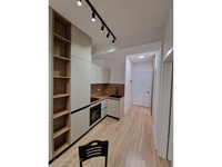 Jepet me qera apartament 1+1+1 post parkimi,Rezidenca Kadiu! 450 € /Muaj - 2