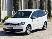 VOLKSWAGEN TOURAN 2.0 DIESEL. AUTOMATIKE 2013 - 1