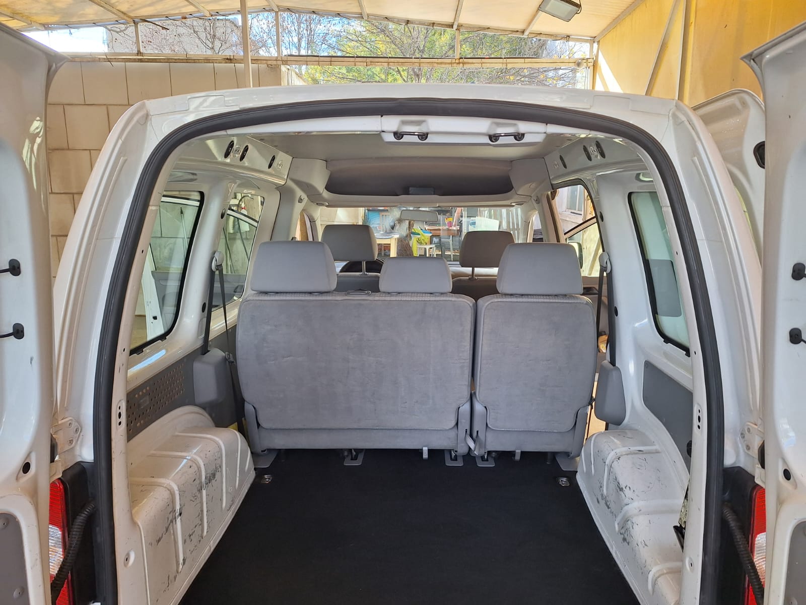 VW CADDY 2.0 SDI 2011 , 124.000 KM - 7