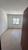 Shitet apartament 3+2+ballkon, prane Usluga , Tirane - 4