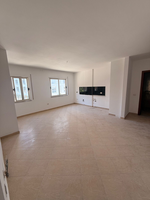 Shitet apartament 3+2+ballkon, prane Usluga , Tirane - 8