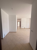Shitet apartament 3+2+ballkon, prane Usluga , Tirane - 2