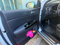 KIA SPORTAGE - 4