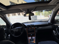 Mercedes Benz c220 - 8