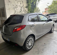 Shitet mazda2 - 2