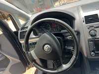 Shitet Volkswagen Touran, viti 2009 - 9