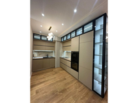JAPIM ME QIRA APARTAMENT 2+1 TE SHKOLLA KUQE ! 900 € /Muaj - 2