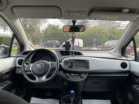Toyota Yaris 1.5 Hybrid Automat - 8