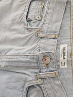 Xhinse Pull&Bear – EUR 32 - 4