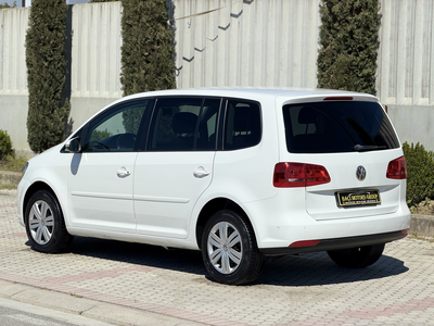 VOLKSWAGEN TOURAN 2.0 DIESEL. AUTOMATIKE 2013 - 4