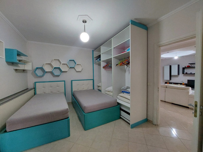 Shitet Apartament 2+1 + Garazh i Mbyllur për 2 Makina . Astir - 8