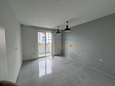Qira, Apartament 2+1, Bulevardi Zogu I. - 1