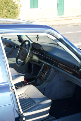 Mercedes Benz - 6