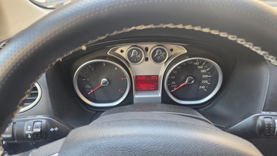 Ford Focus - 1
