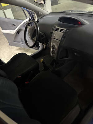 TOYOTA YARIS 1.3 BENZIN VITI 2007 MANUAL SUPER GJENDJE.230 MI KM ORIGJINALE.ME DOGAN GATI PER TARGA. - 5