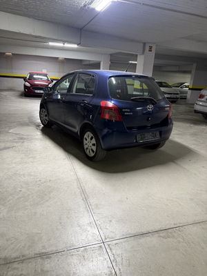 TOYOTA YARIS 1.3 BENZIN VITI 2007 MANUAL SUPER GJENDJE.230 MI KM ORIGJINALE.ME DOGAN GATI PER TARGA. - 2