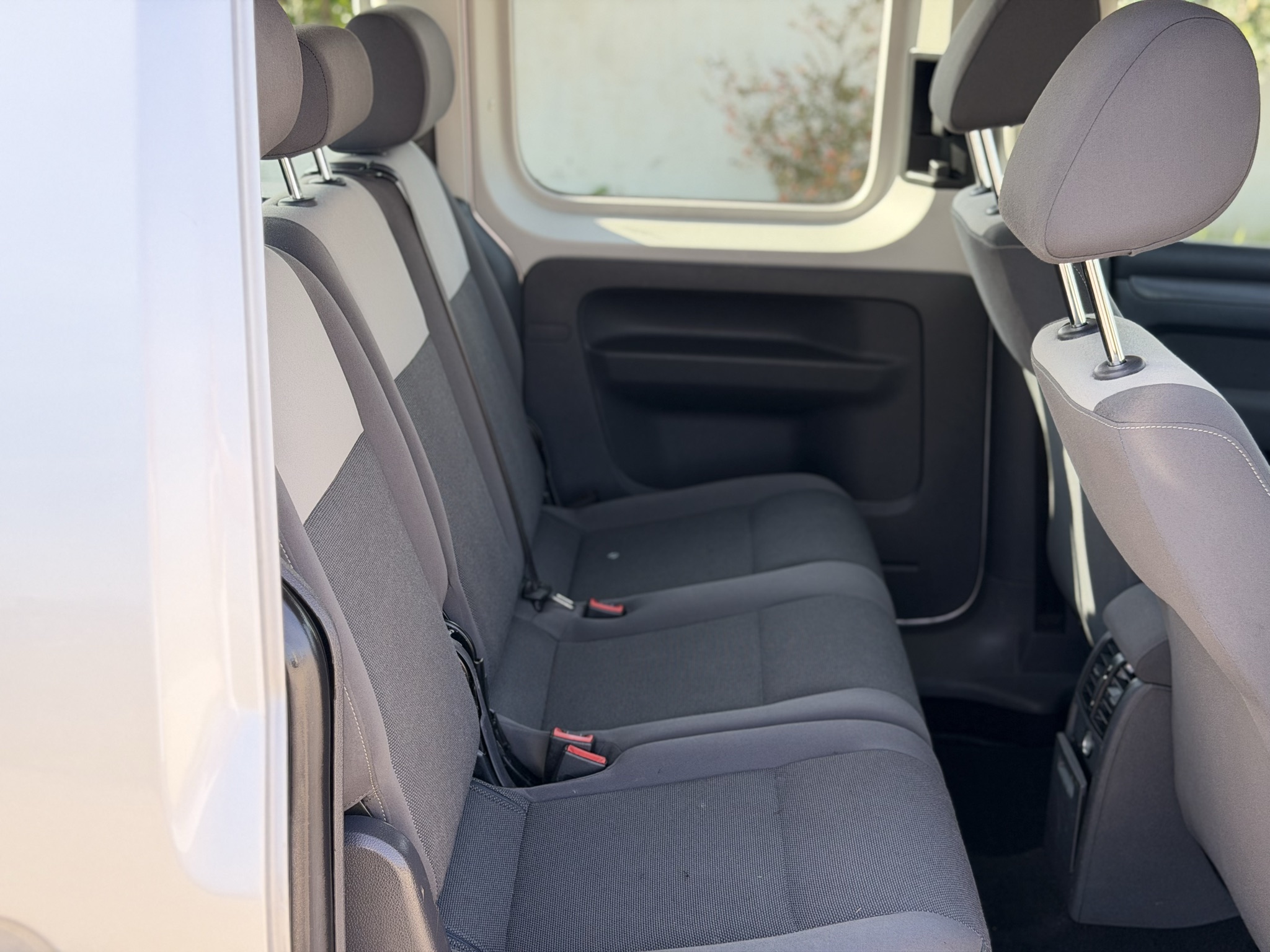 VOLKSWAGEN CADDY DIESEL. MANUALE 2011 - 10