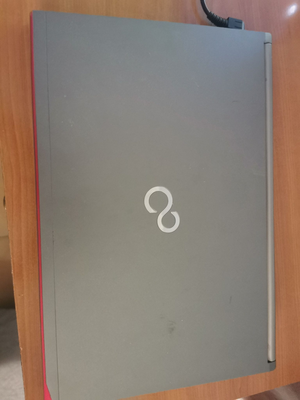 Laptop Fujitsu - 1