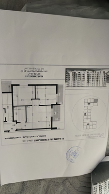 🔥 SUPER OKAZION NË GOLEM 🔥    🌊 Vetëm 2 minuta nga deti!    Shitet garsoniere në Golem – perfekte për investim 💸👇    📐 26.52m²   🏢 Kati 1 (shumë praktik dhe i kërkuar)   📍 Zonë TOP pranë Hotel - 2