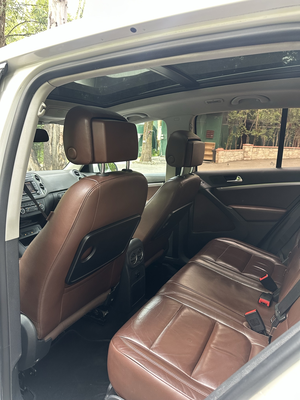 2011 VW Tiguan 2.0 TDI - 10