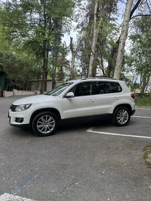 2011 VW Tiguan 2.0 TDI - 6