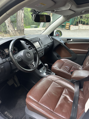 2011 VW Tiguan 2.0 TDI - 9