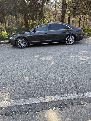 AUDI A8 4.2 BENZIN VITI 2012 SUPER GJENDJE FULL ME OPSIONE.LETRA TE PAGUARA PER I VIT.10000.€ VENDOD - 2